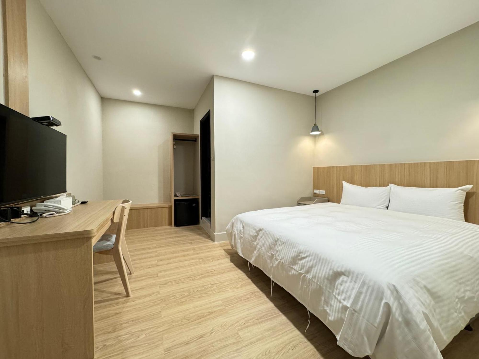 Yoshi Hotel - Tainan Sinmei Branch מראה חיצוני תמונה