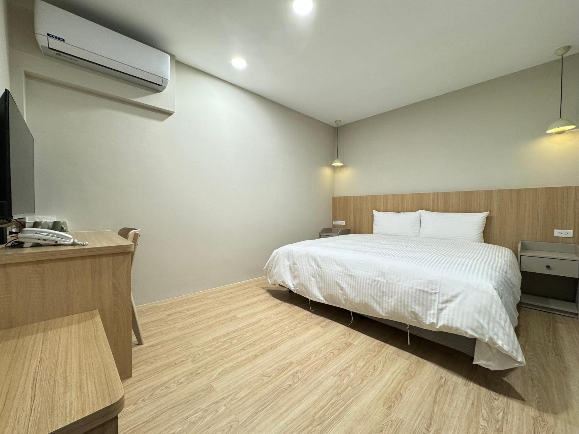 Yoshi Hotel - Tainan Sinmei Branch מראה חיצוני תמונה