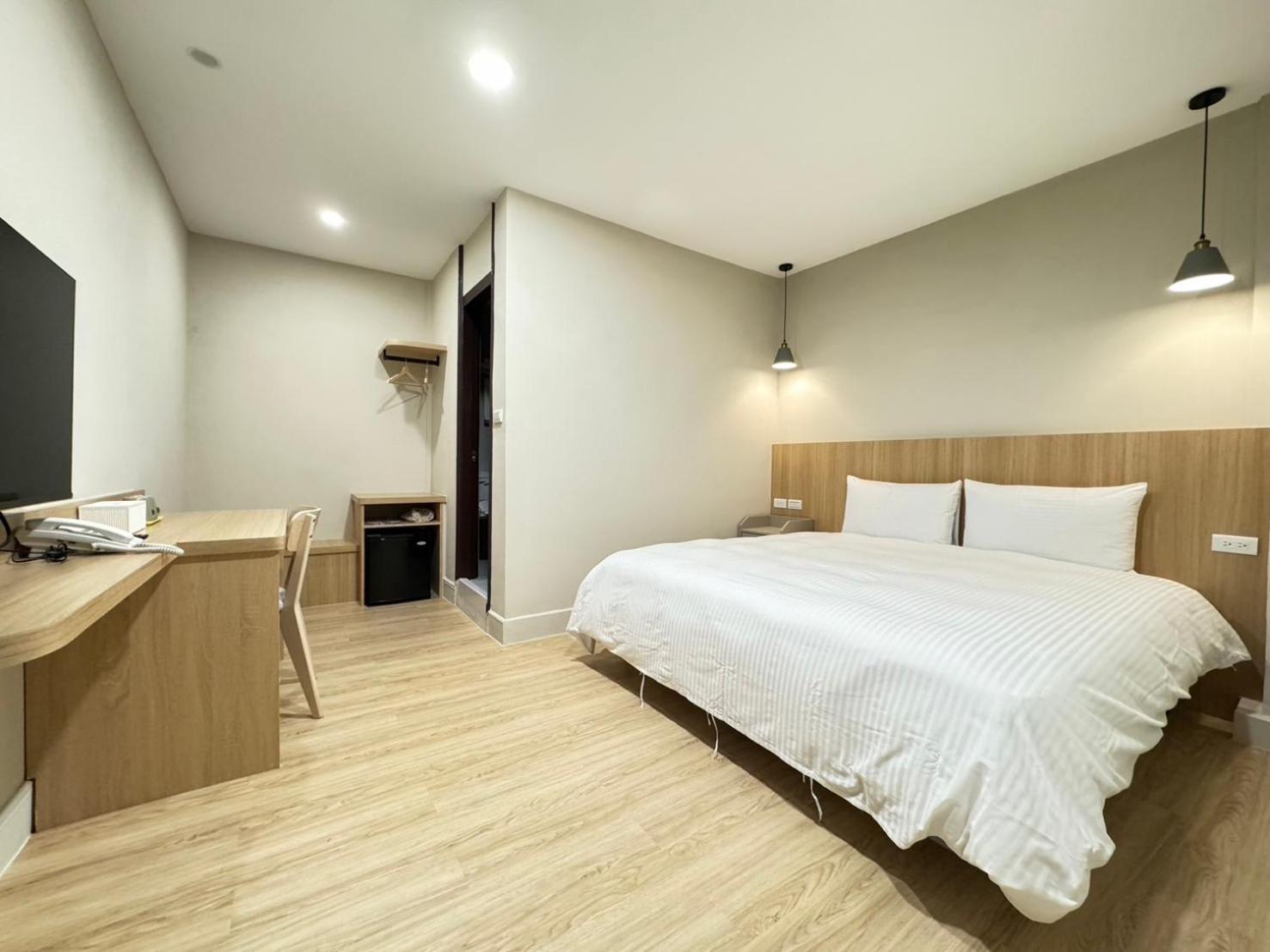Yoshi Hotel - Tainan Sinmei Branch מראה חיצוני תמונה