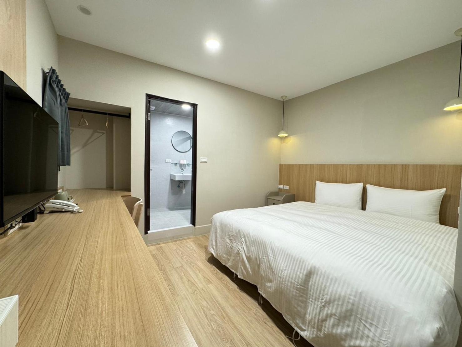 Yoshi Hotel - Tainan Sinmei Branch מראה חיצוני תמונה